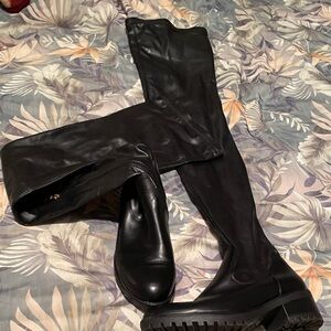 Black Over-the-Knee Women's Boots - Sleek Leather Style